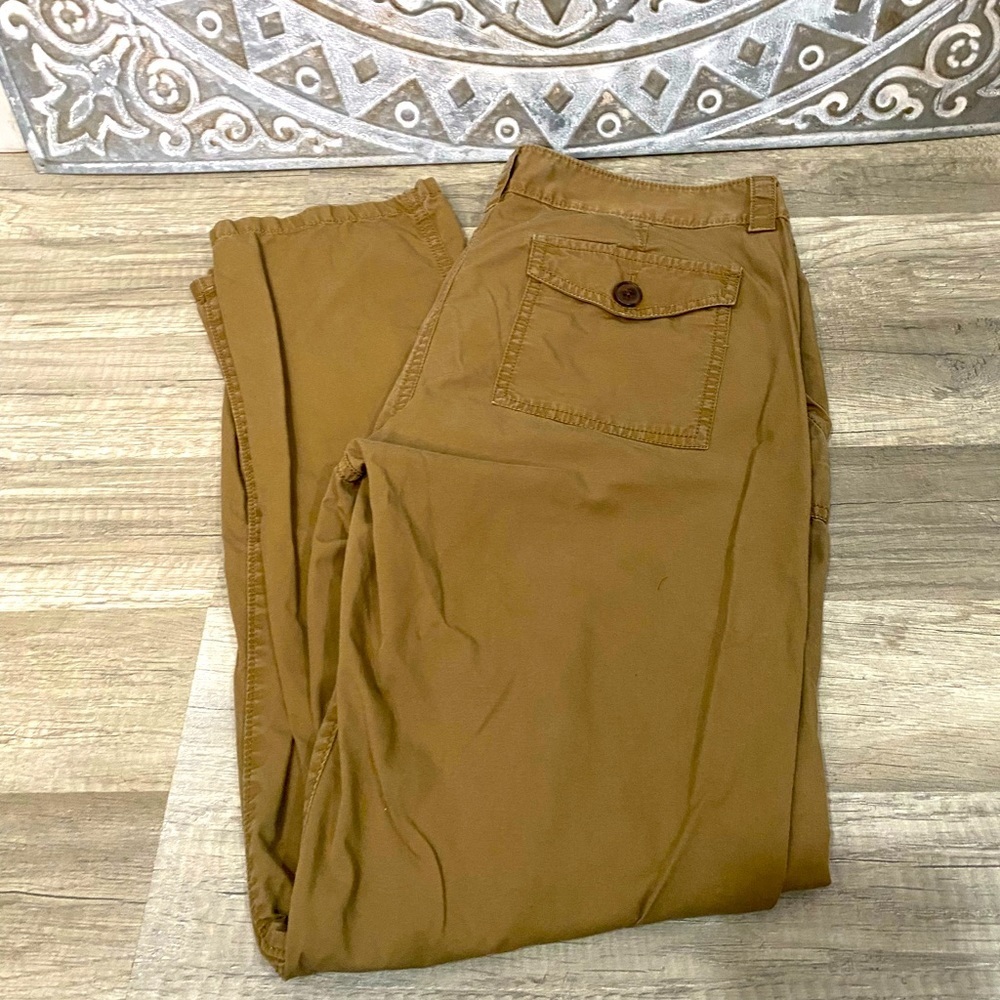The Loft Chino with Pockets and Zipper Detail Size 8